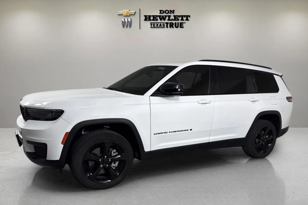 2023 Jeep Grand Cherokee Altitude photo 1