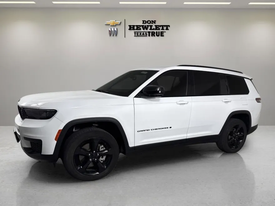 2023 Jeep Grand Cherokee Altitude photo 1