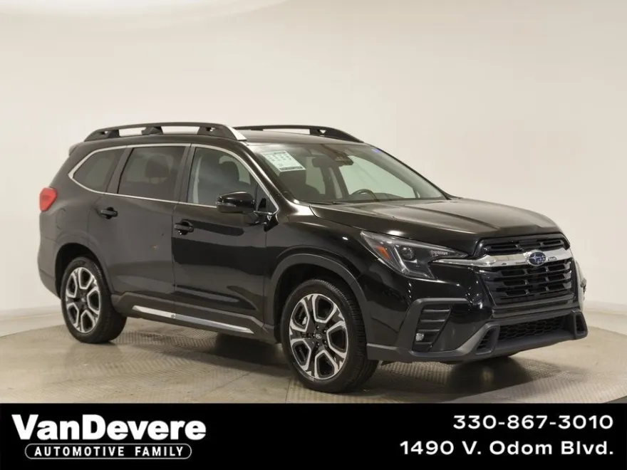 2023 Subaru Ascent Limited photo 1
