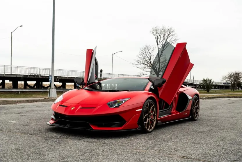 2021 Lamborghini Aventador SVJ photo 1