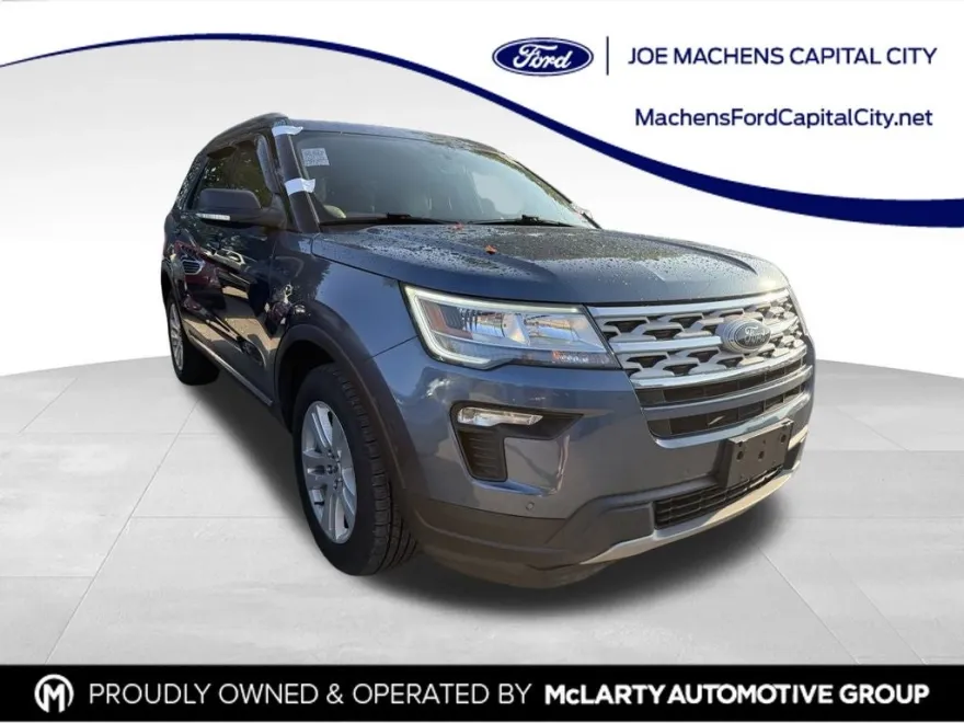 2019 Ford Explorer XLT photo 1