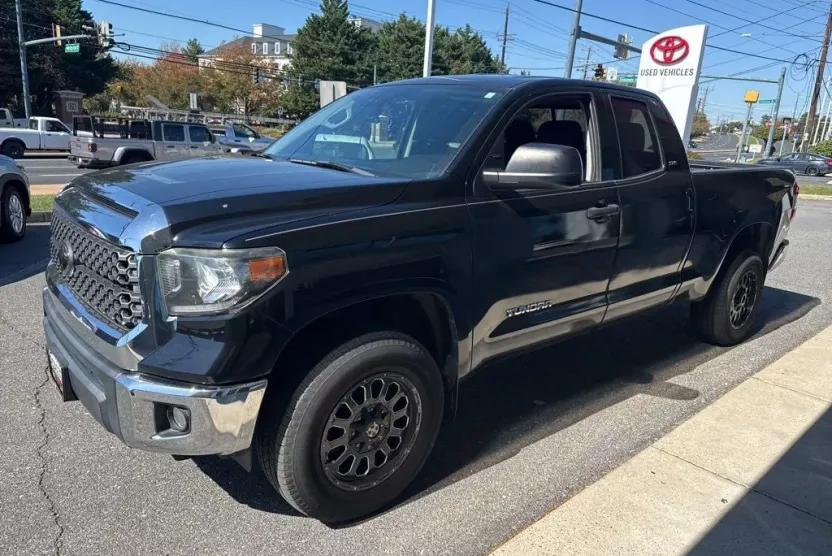 2019 Toyota Tundra SR5 Grade photo 1