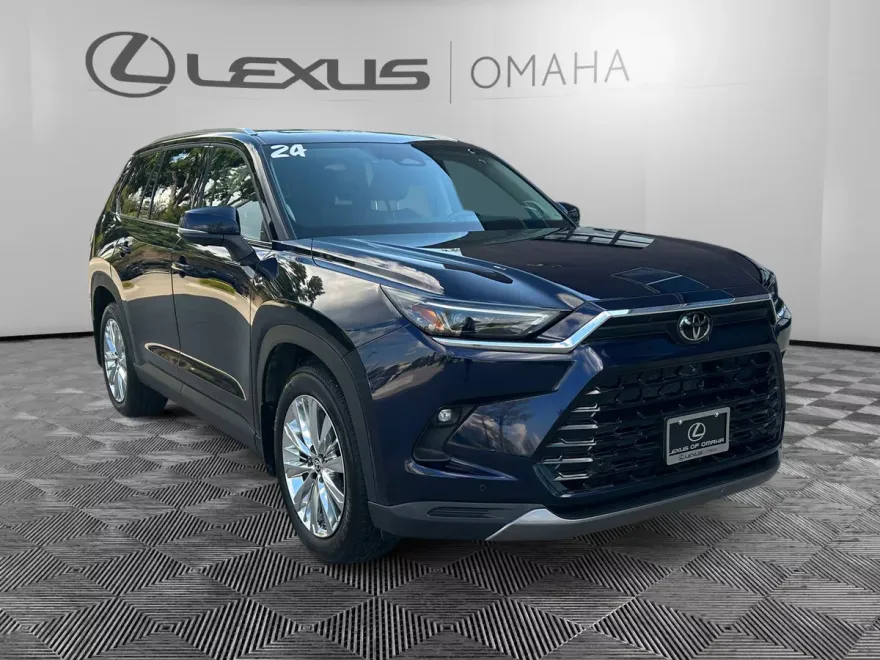 2024 Toyota Grand Highlander Platinum AWD photo 1