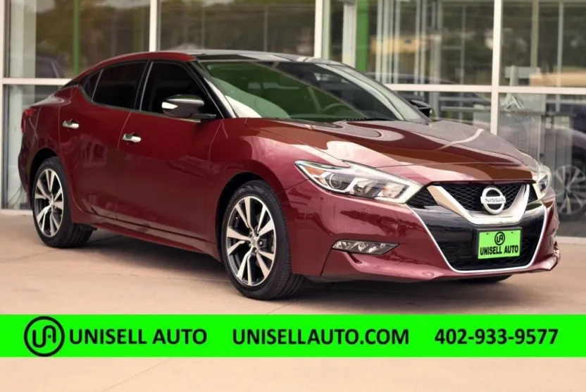 2017 Nissan Maxima SL photo 1
