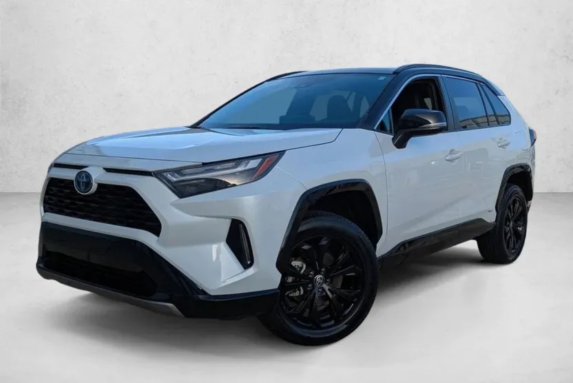 2024 Toyota RAV4 Hybrid XSE photo 1