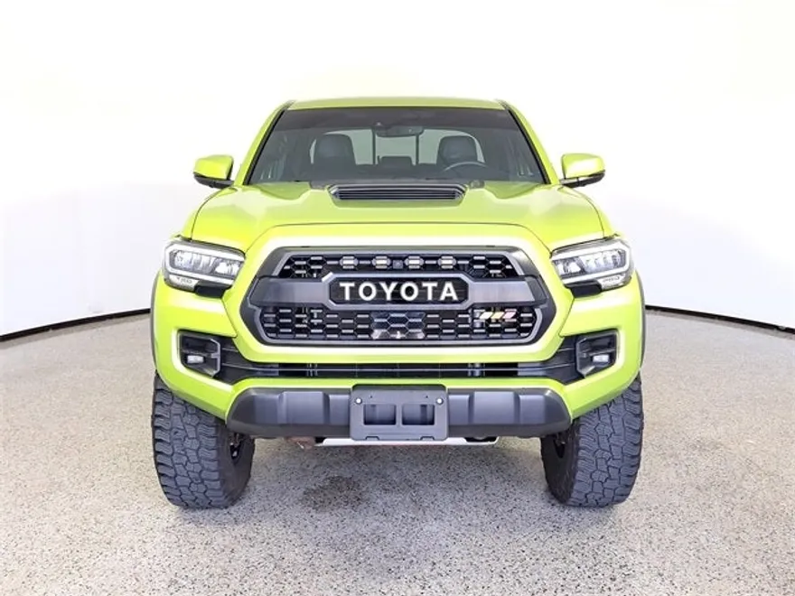 2022 Toyota Tacoma TRD Pro V6 photo 1