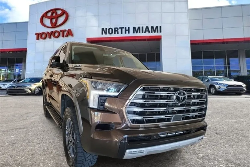 2023 Toyota Sequoia Limited photo 1