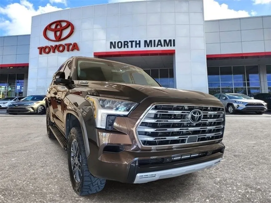2023 Toyota Sequoia Limited photo 1