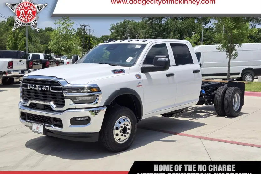 2025 Ram 3500 Tradesman photo 1