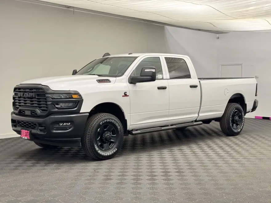 2025 Ram 3500 Tradesman photo 1