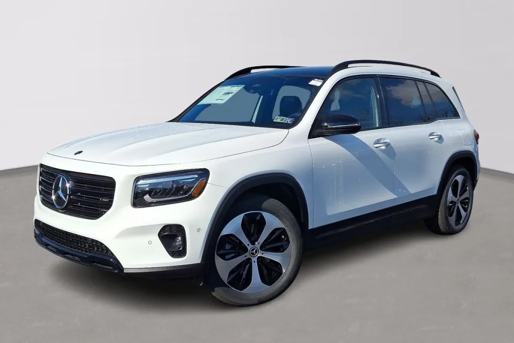 2025 Mercedes Benz GLB 250 4MATIC photo 1