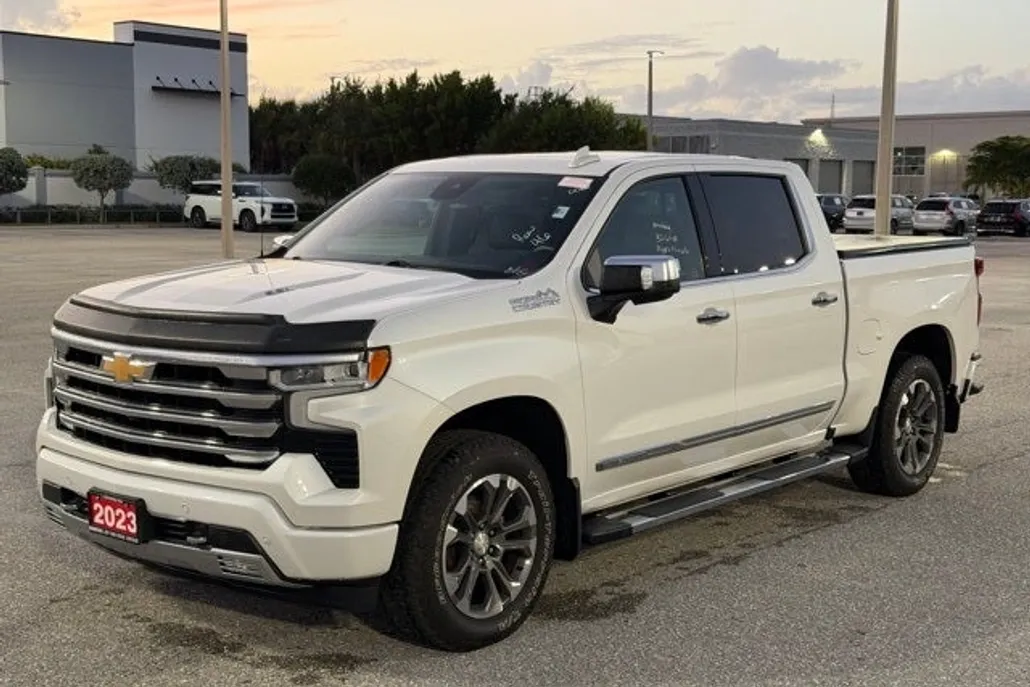 2023 Chevrolet Silverado 1500 High Country photo 1