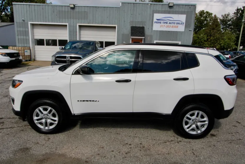 2021 Jeep Compass Sport photo 1