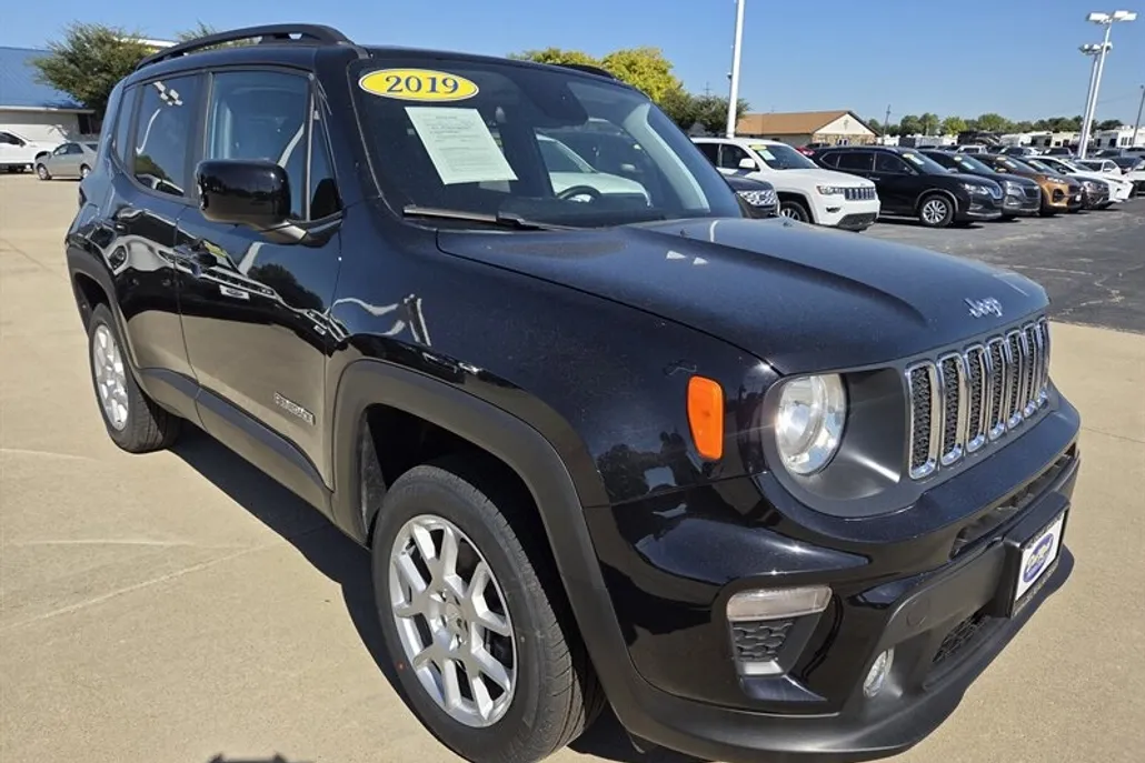 2019 Jeep Renegade Latitude photo 1