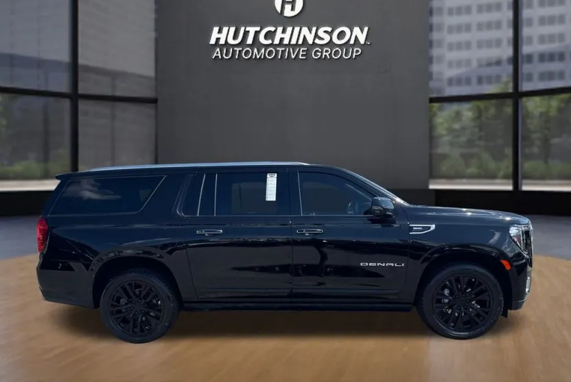 2022 Gmc Yukon XL Denali photo 1