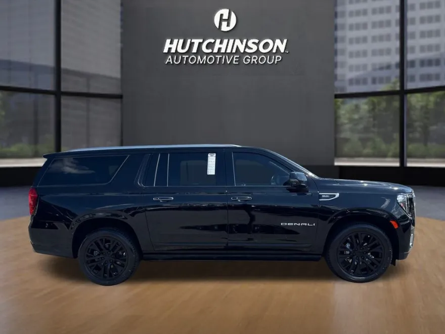 2022 Gmc Yukon XL Denali photo 1