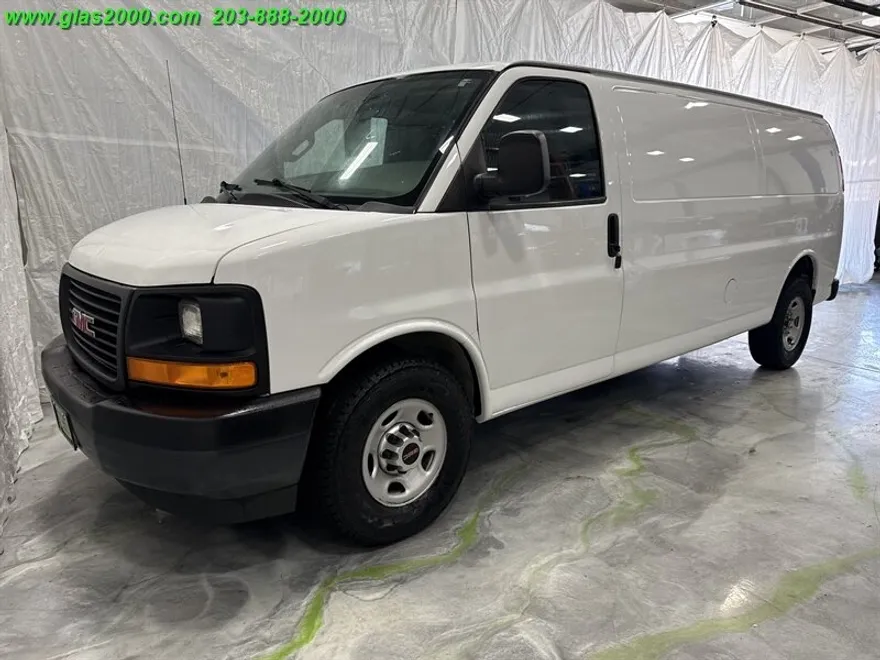 2017 Gmc Savana photo 1