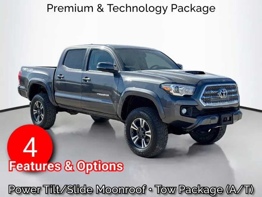 2017 Toyota Tacoma TRD Sport V6 photo 1