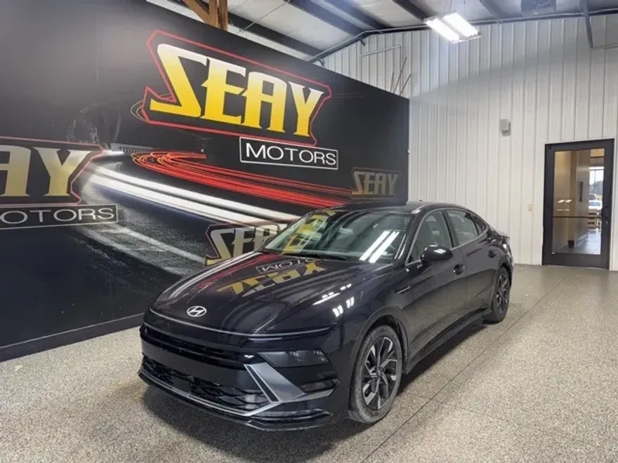 2024 Hyundai Sonata SEL photo 1