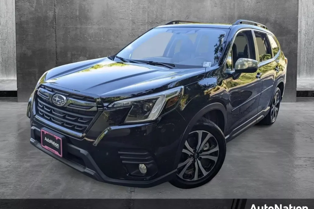 2023 Subaru Forester Limited photo 1