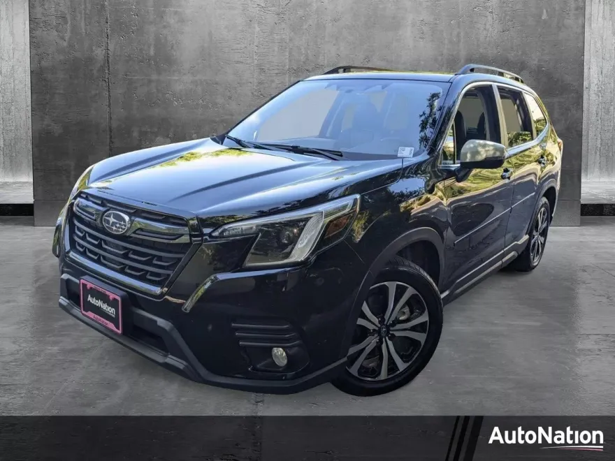 2023 Subaru Forester Limited photo 1