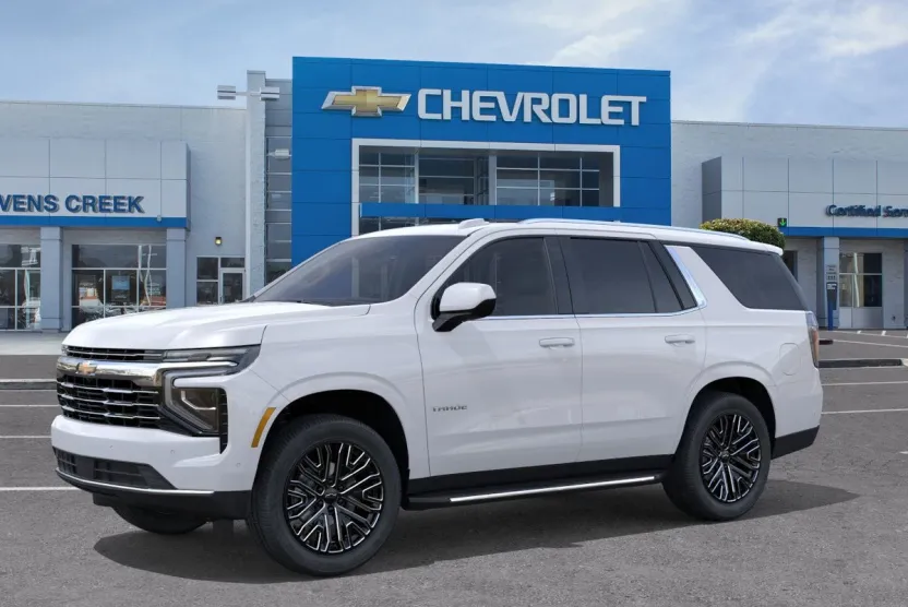 2025 Chevrolet Tahoe LT photo 1