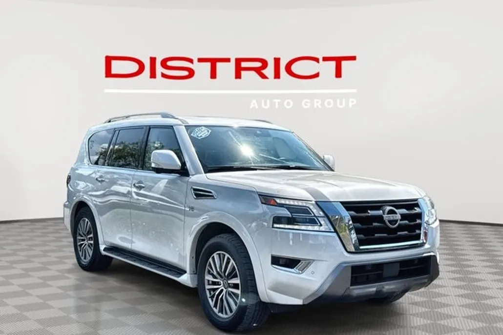 2022 Nissan Armada SL photo 1