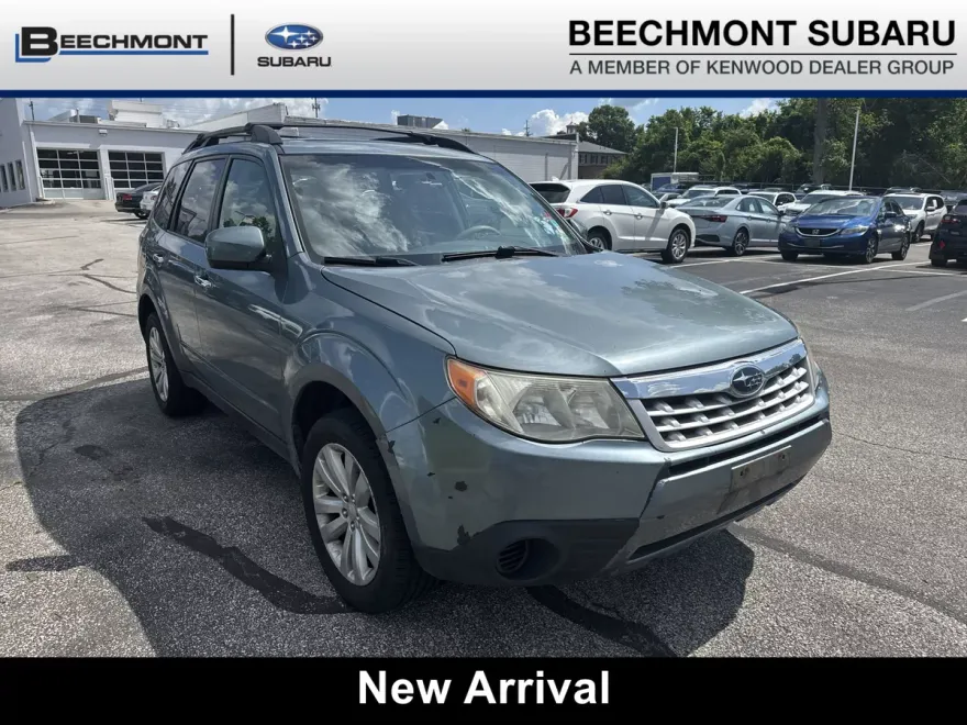 2012 Subaru Forester 2.5X Limited photo 1