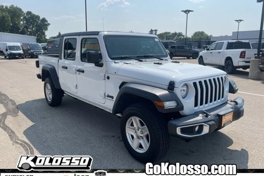 2023 Jeep Gladiator Sport photo 1