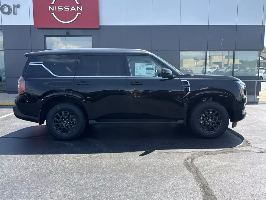 2025 Nissan Armada SV photo 1
