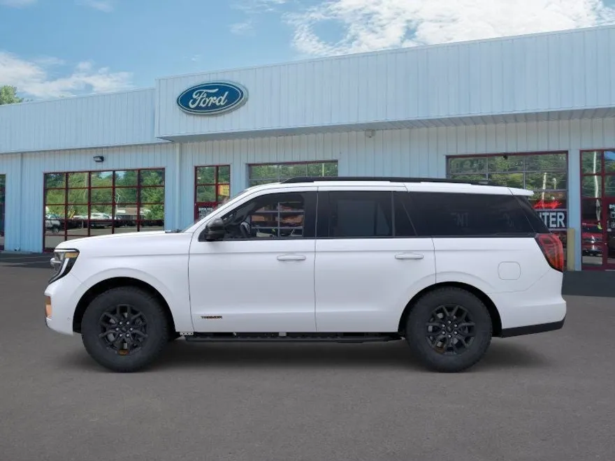 2025 Ford Expedition photo 1