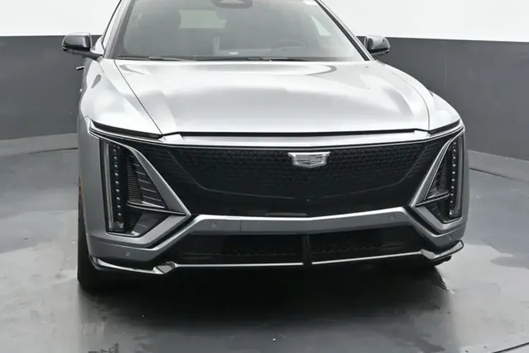 2026 Cadillac Lyriq photo 1