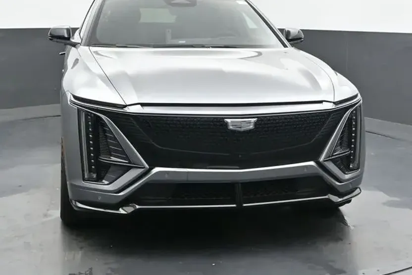 2026 Cadillac Lyriq photo 1