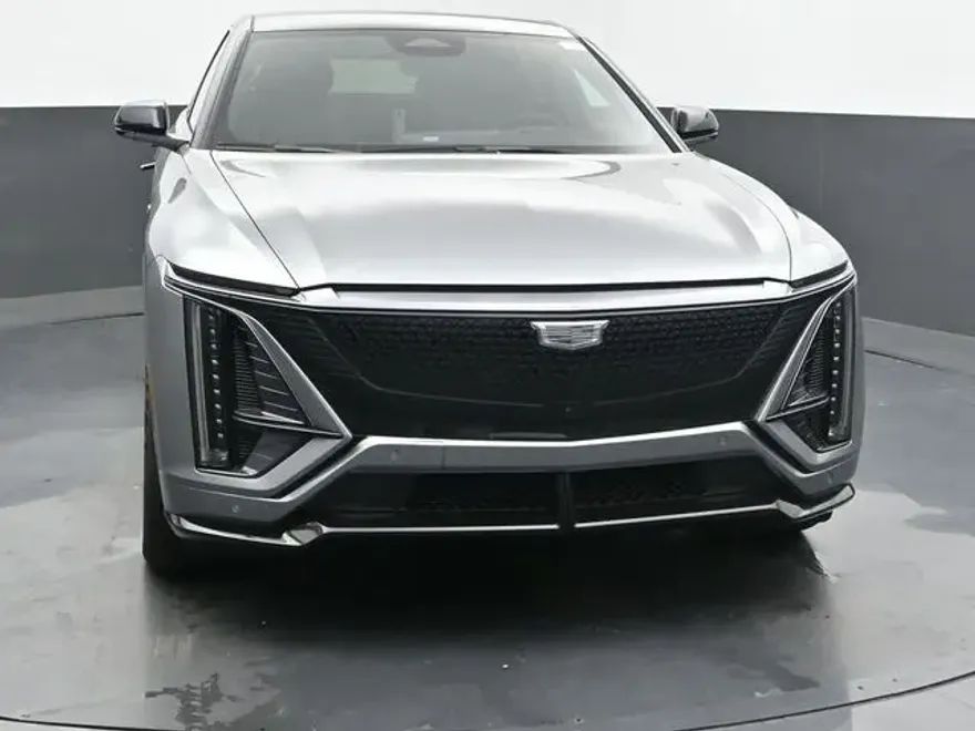 2026 Cadillac Lyriq photo 1