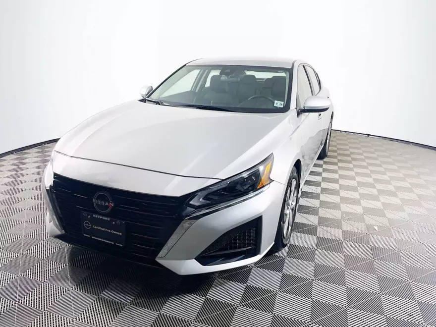 2023 Nissan Altima 2.5 S photo 1