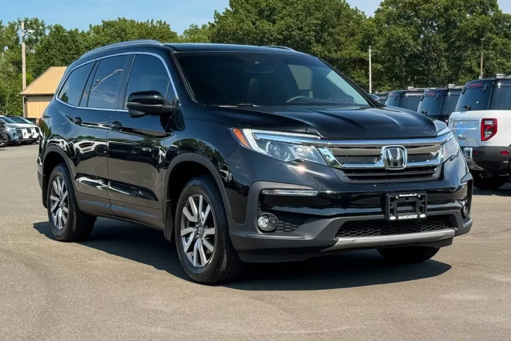 2022 Honda Pilot Black Edition photo 1