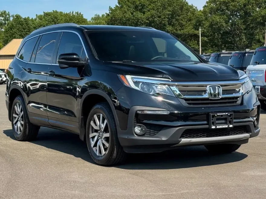 2022 Honda Pilot Black Edition photo 1