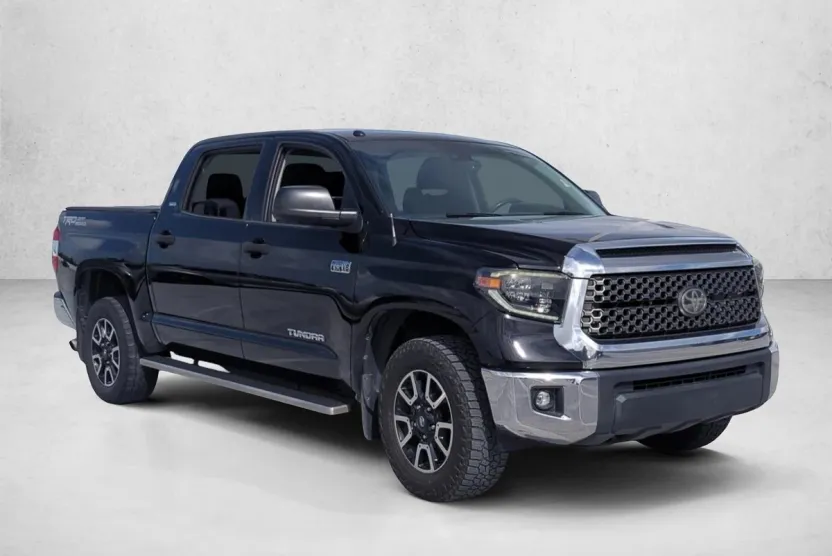 2019 Toyota Tundra SR5 CrewMax photo 1