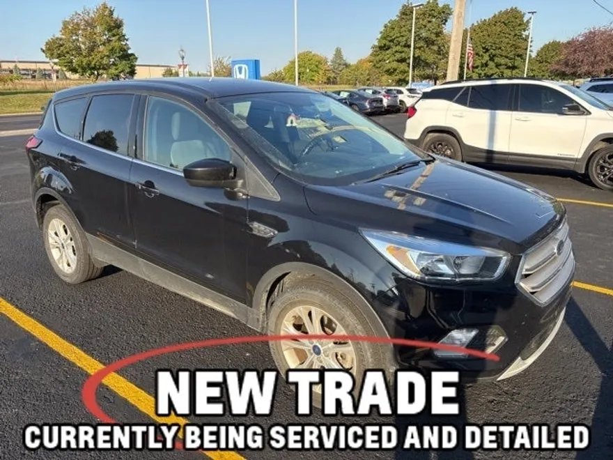 2019 Ford Escape SE photo 1