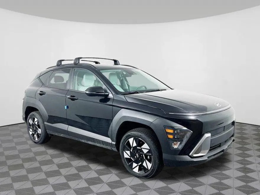 2025 Hyundai Kona SEL photo 1