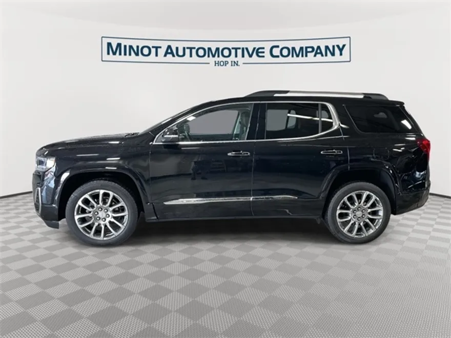 2023 Gmc Acadia Denali photo 1