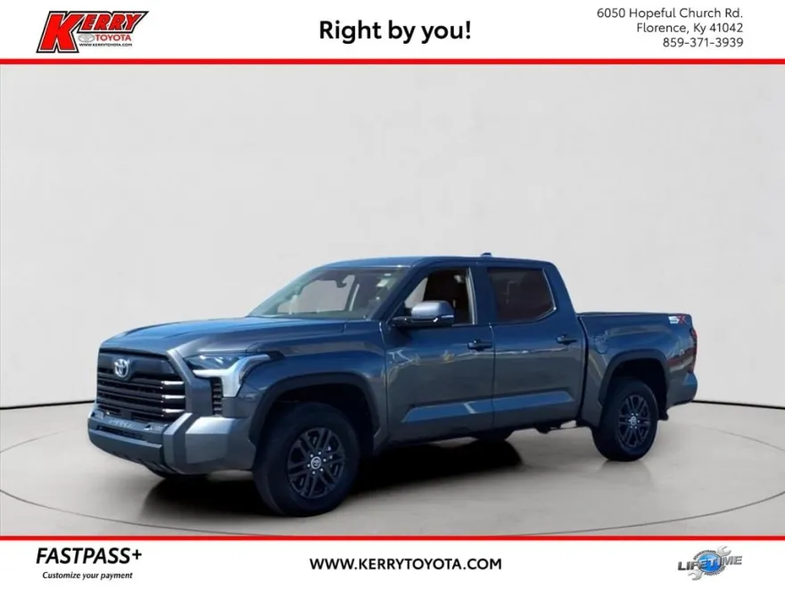 2024 Toyota Tundra SR5 photo 1
