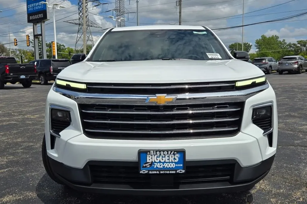 2026 Chevrolet Traverse photo 1