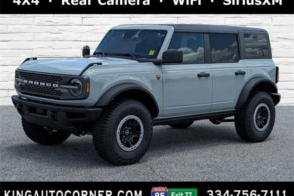 2024 Ford Bronco Badlands photo 1