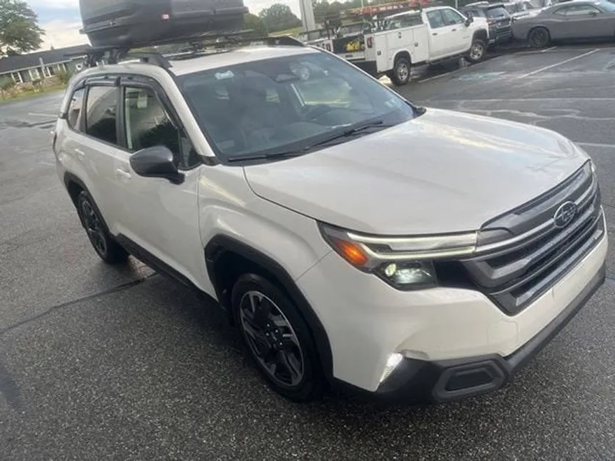 2025 Subaru Forester Limited photo 1