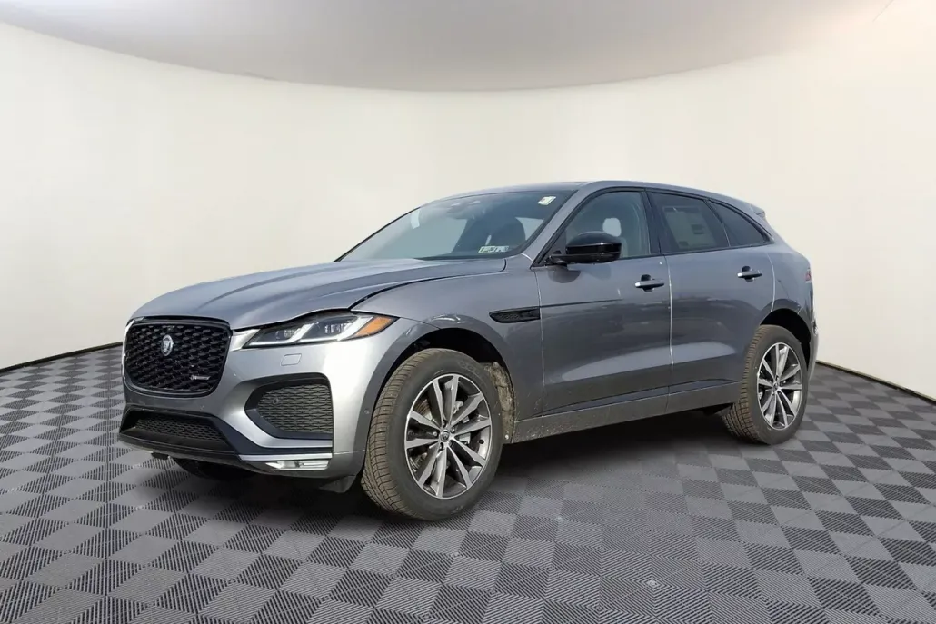 2025 Jaguar F-PACE P250 R-Dynamic S photo 1