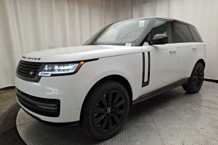 2025 Land Rover Range Rover SE photo 1