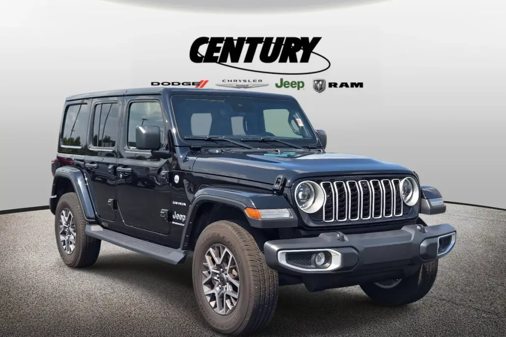 2024 Jeep Wrangler Sahara photo 1