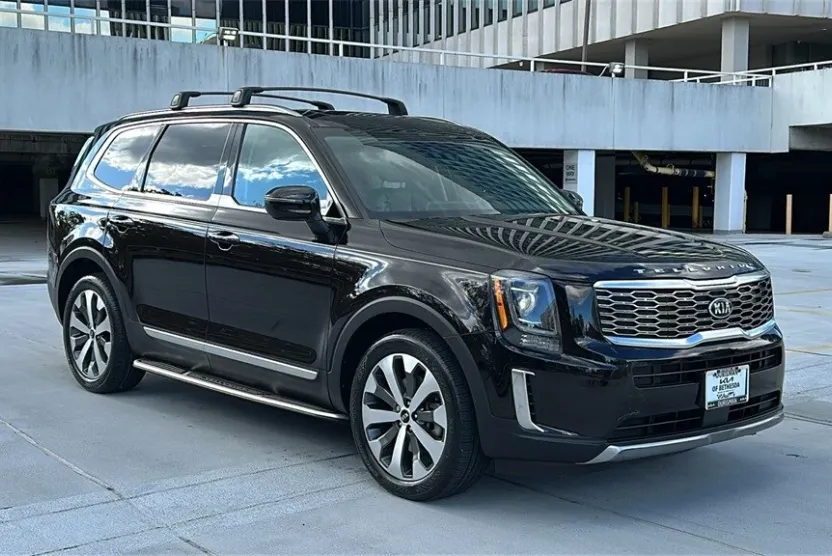 2021 Kia Telluride S photo 1