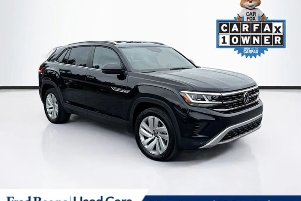 2022 Volkswagen Atlas Cross Sport V6 SE Technology photo 1